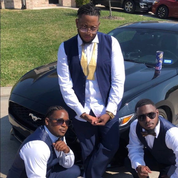 Meet your Posher, Lawrence - Picture 1 of 1